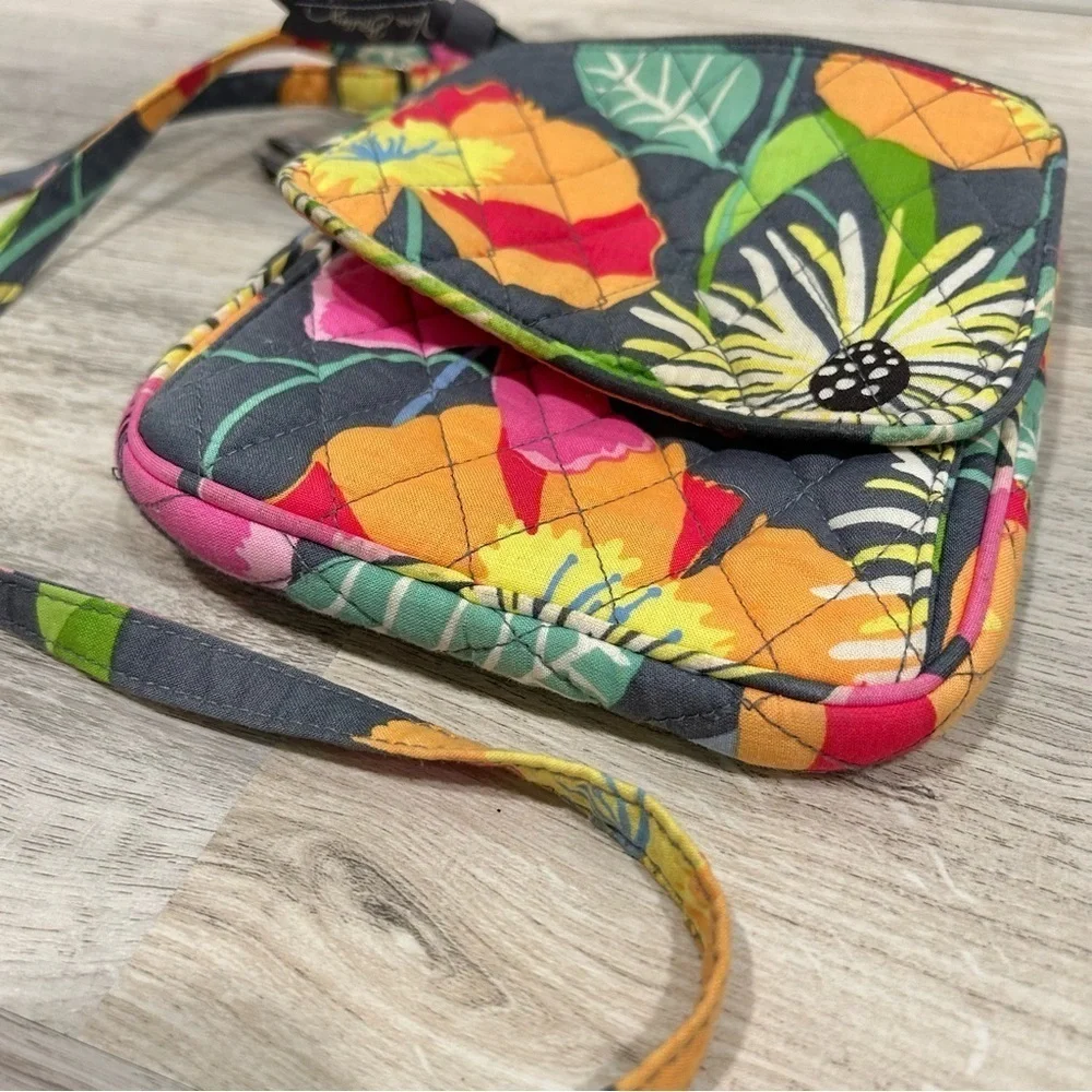 Vera Bradley Jazzy Blooms Bright Small Multi Compartment Crossbody Bag Purse